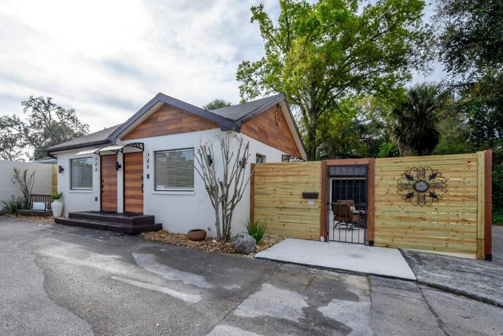 Chic Pad In Center Of Seminole Heights-322 Tampa
