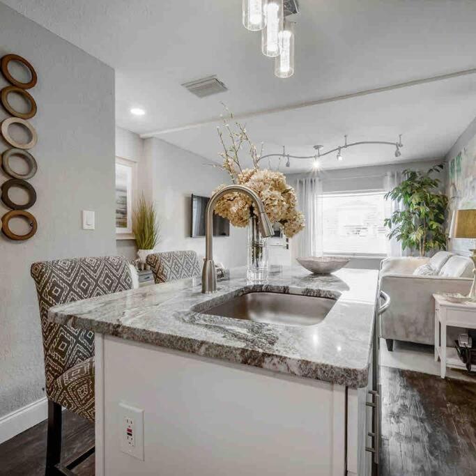 Chic Pad In Center Of Seminole Heights-322 Apartamento Tampa